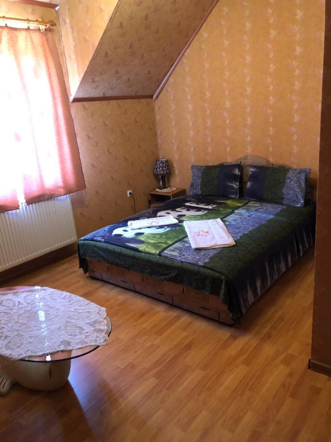 Holiday Bed & Breakfast Tisakerestur Eksteriør bilde